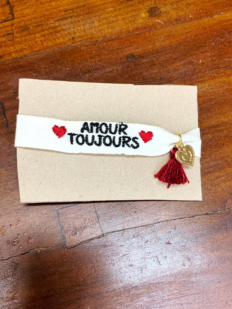 Bracciale ricamato personalizzato Amour Toujours con pendenti