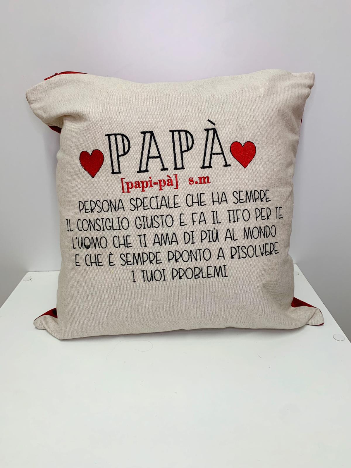 Cuscino bicolor ricamato "papà persona speciale..."