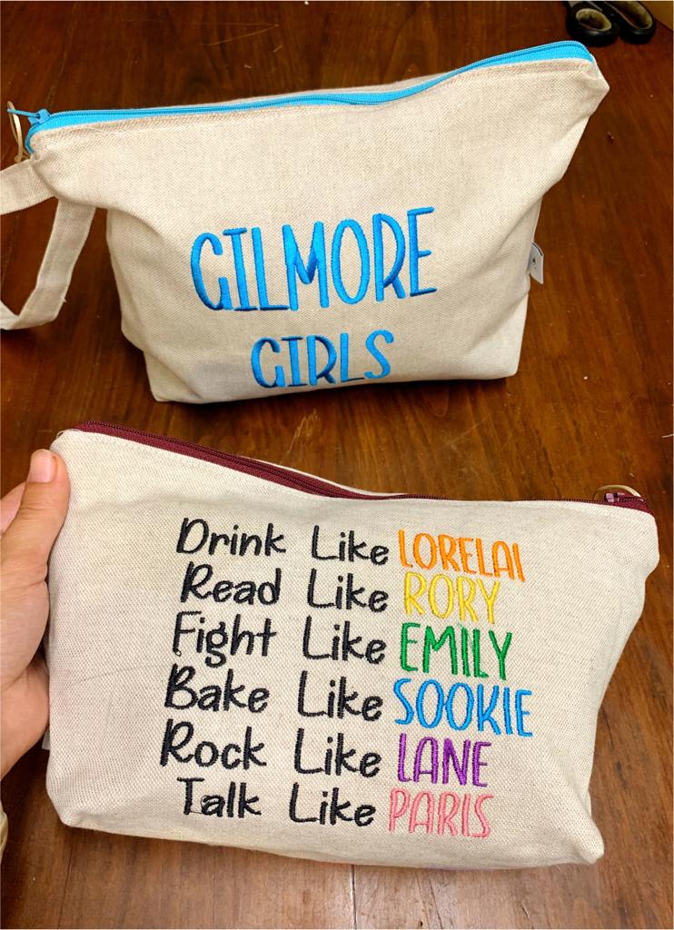 Maxi pochette trapezio ricamata "GILMORE GIRLS" fronte e retro