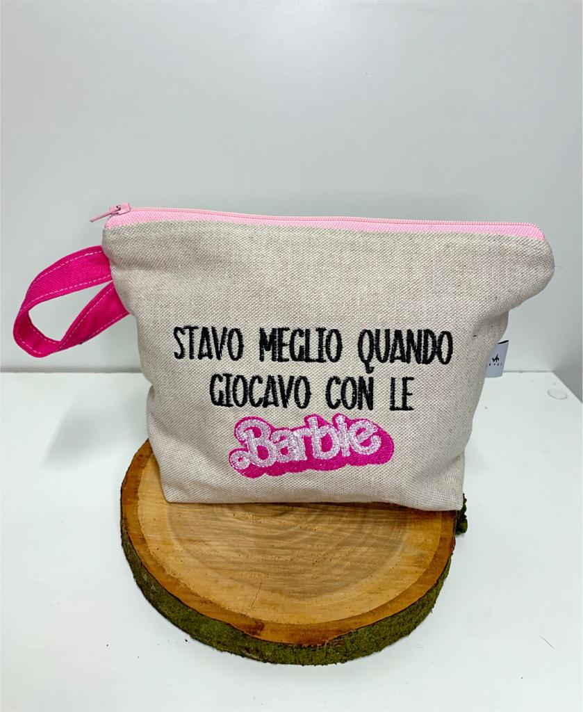 Pochette trapezio canapa naturale ricamata "stavo meglio quando giocavo"