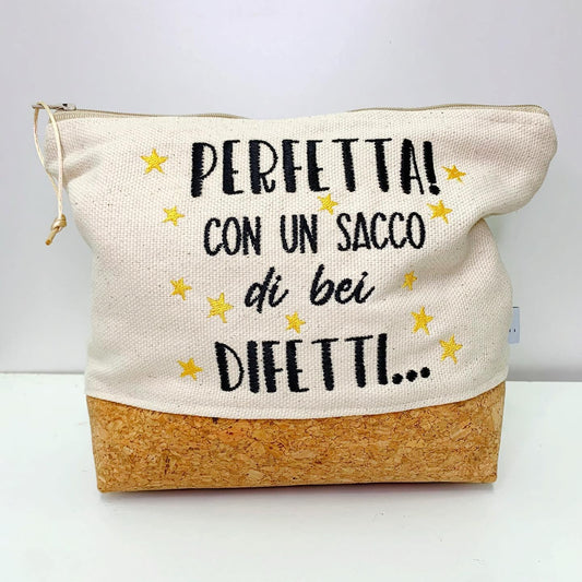 Pochette trapezio canapa e sughero,,ricamata "perfetta con un sacco di bei difetti"