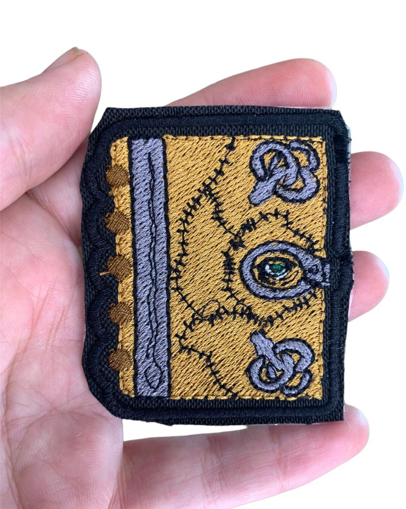 patch,toppa ricamata termoadesiva libro hocus pocus